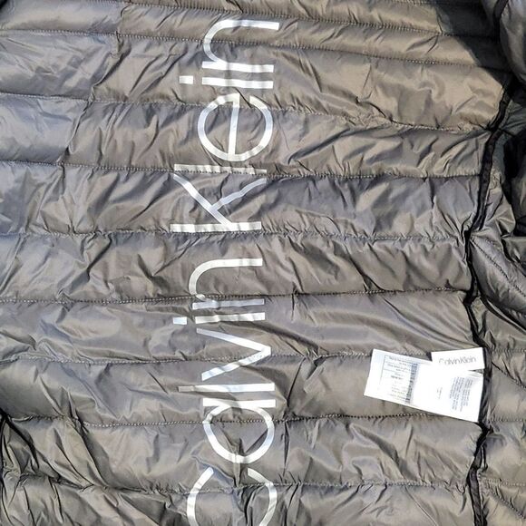 Calvin klein men's jacket ( packable) water resistant  NEW - Picture 6 of 9